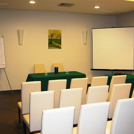 Viola Palace Hotel Villafranca Tirrena Kültér fotó
