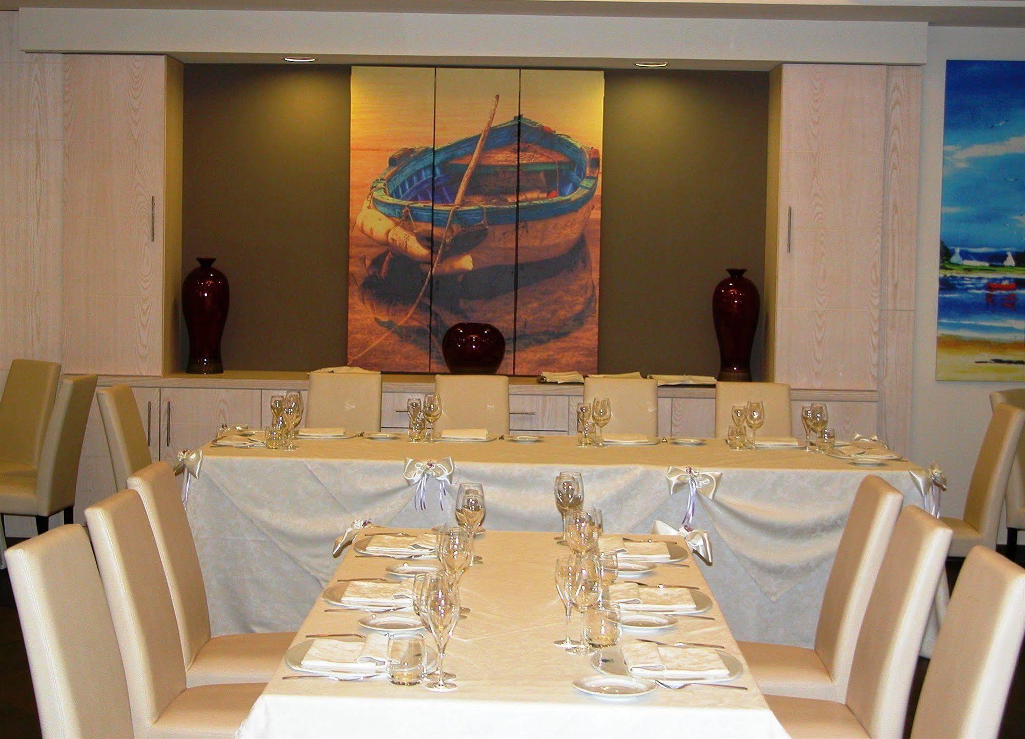 Viola Palace Hotel Villafranca Tirrena Kültér fotó