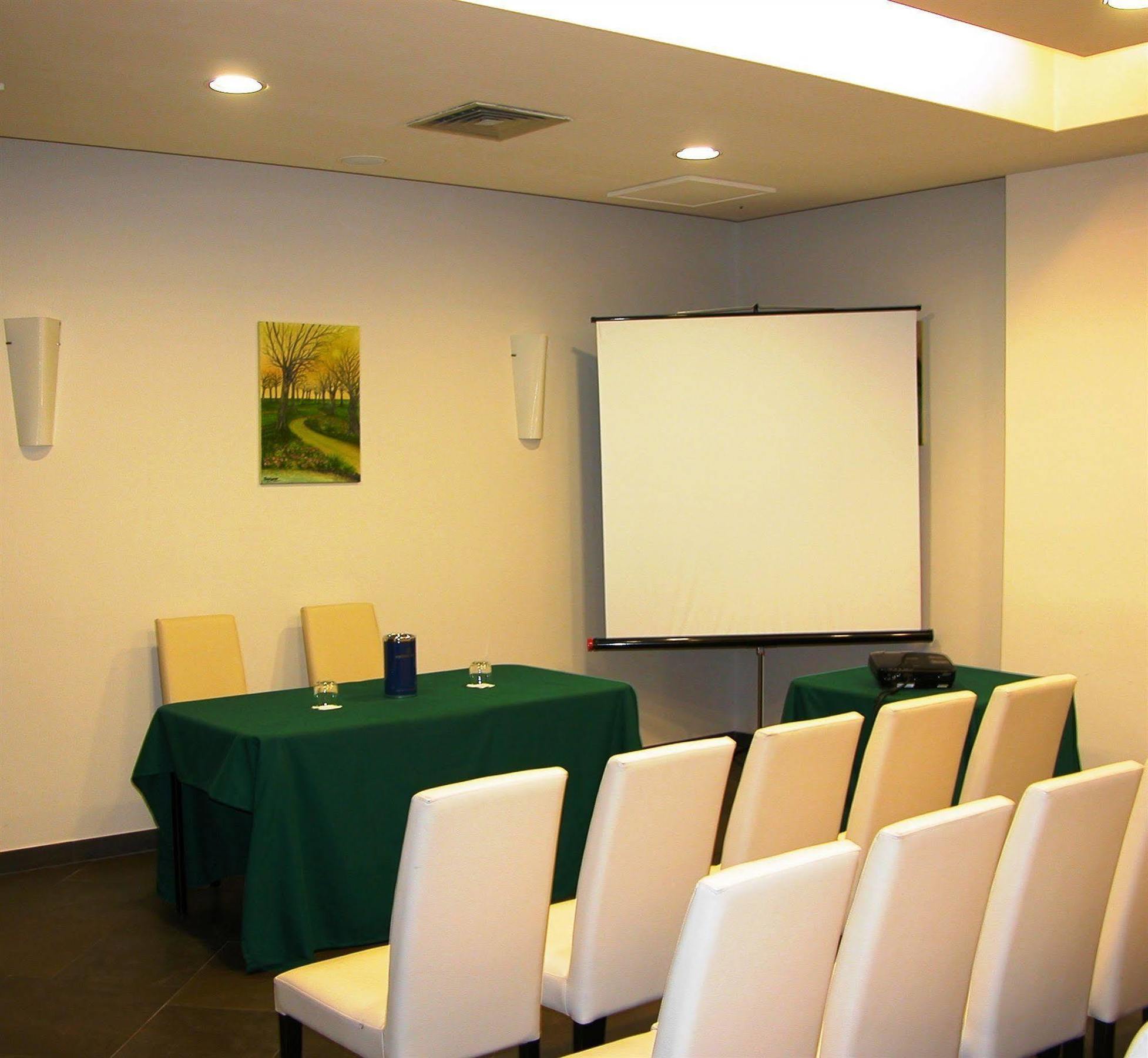 Viola Palace Hotel Villafranca Tirrena Kültér fotó