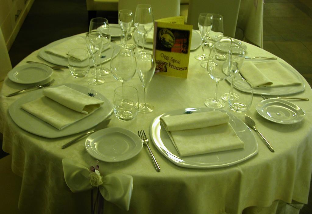 Viola Palace Hotel Villafranca Tirrena Kültér fotó