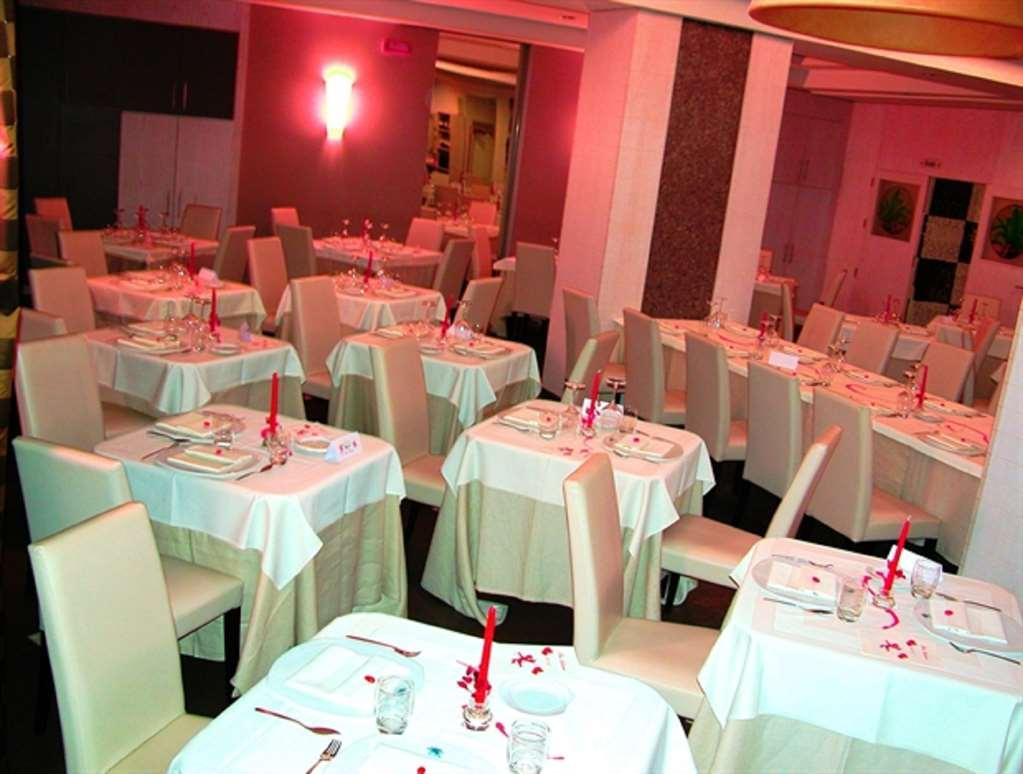 Viola Palace Hotel Villafranca Tirrena Étterem fotó